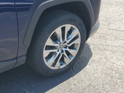 2022 Toyota RAV4 XLE Premium