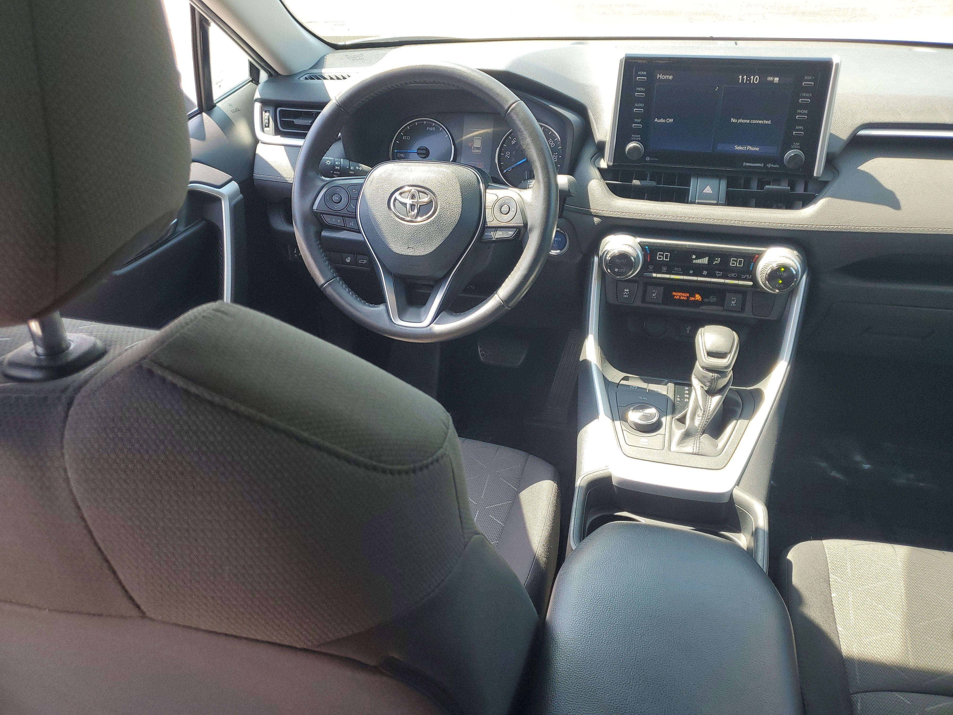 2020 Toyota RAV4 Hybrid XLE