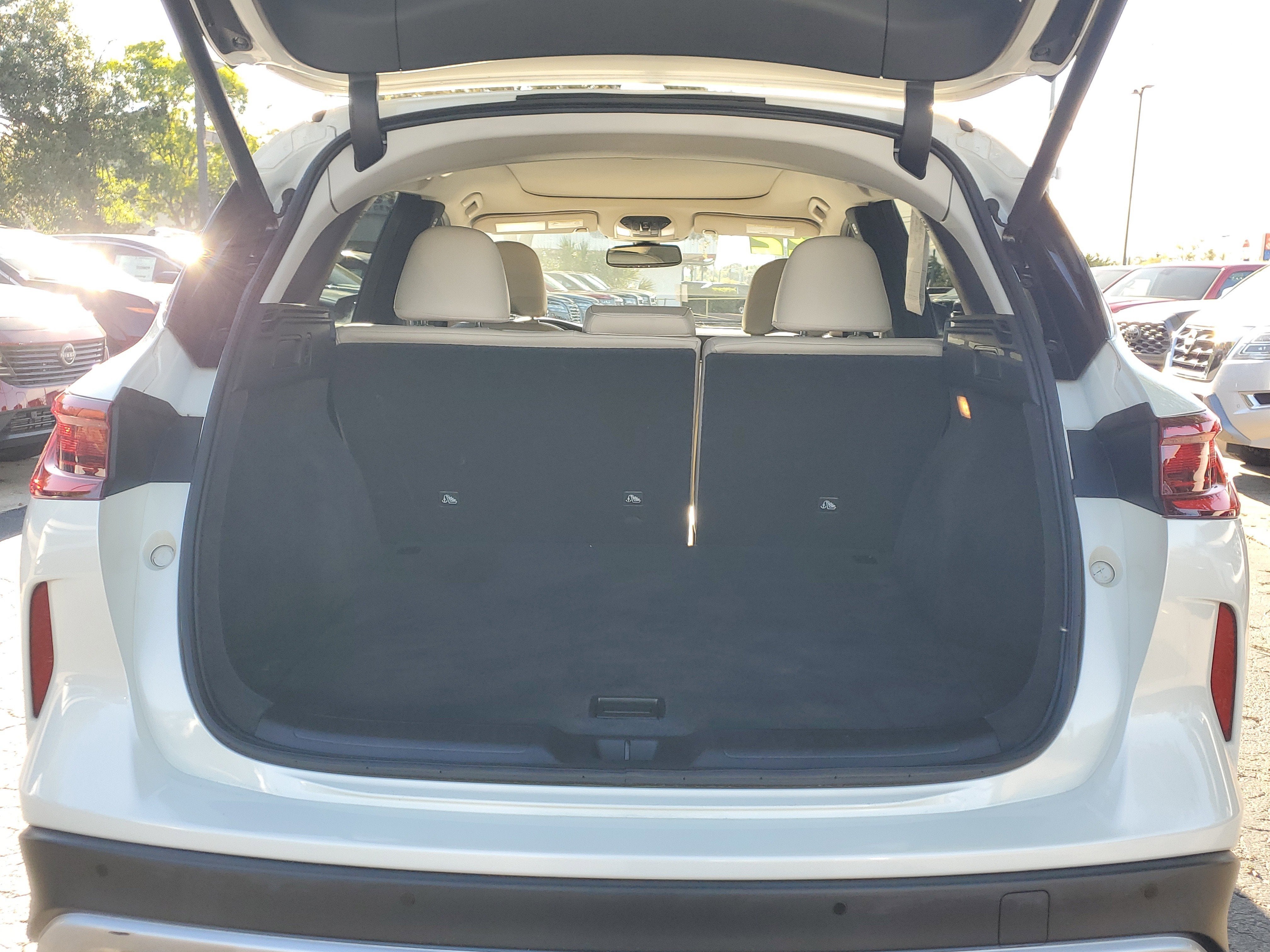 2022 INFINITI QX50 LUXE