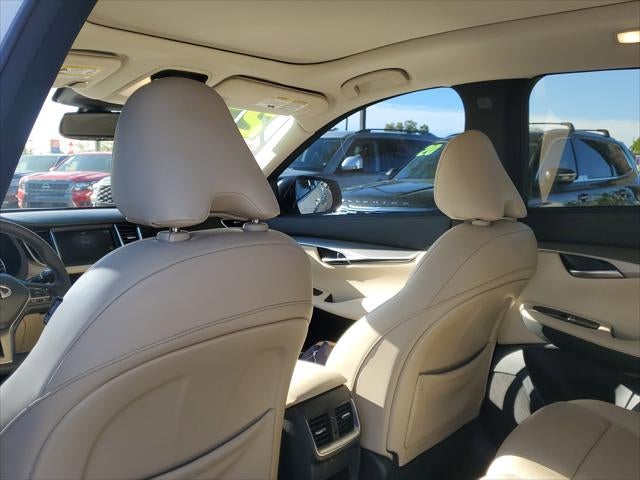 2022 INFINITI QX50 LUXE