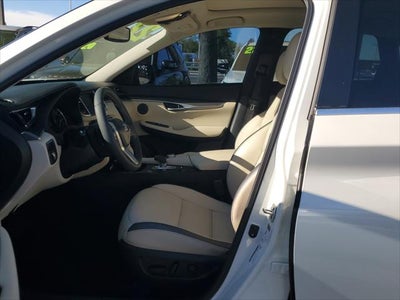 2022 INFINITI QX50 LUXE