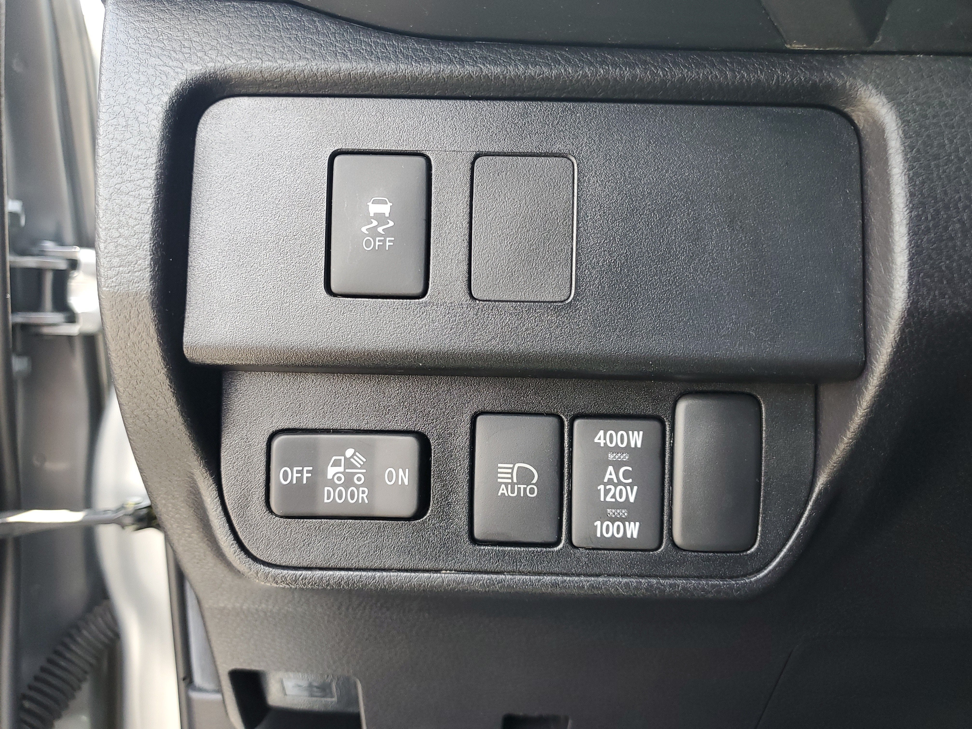 2022 Toyota Tacoma 2WD SR5