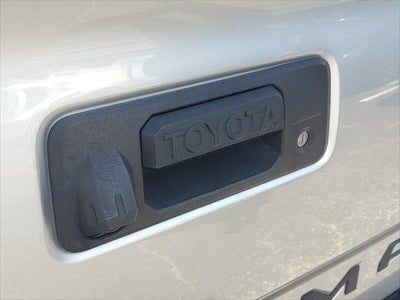 2022 Toyota Tacoma 2WD SR5
