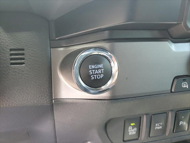 2022 Toyota Tacoma 2WD SR5
