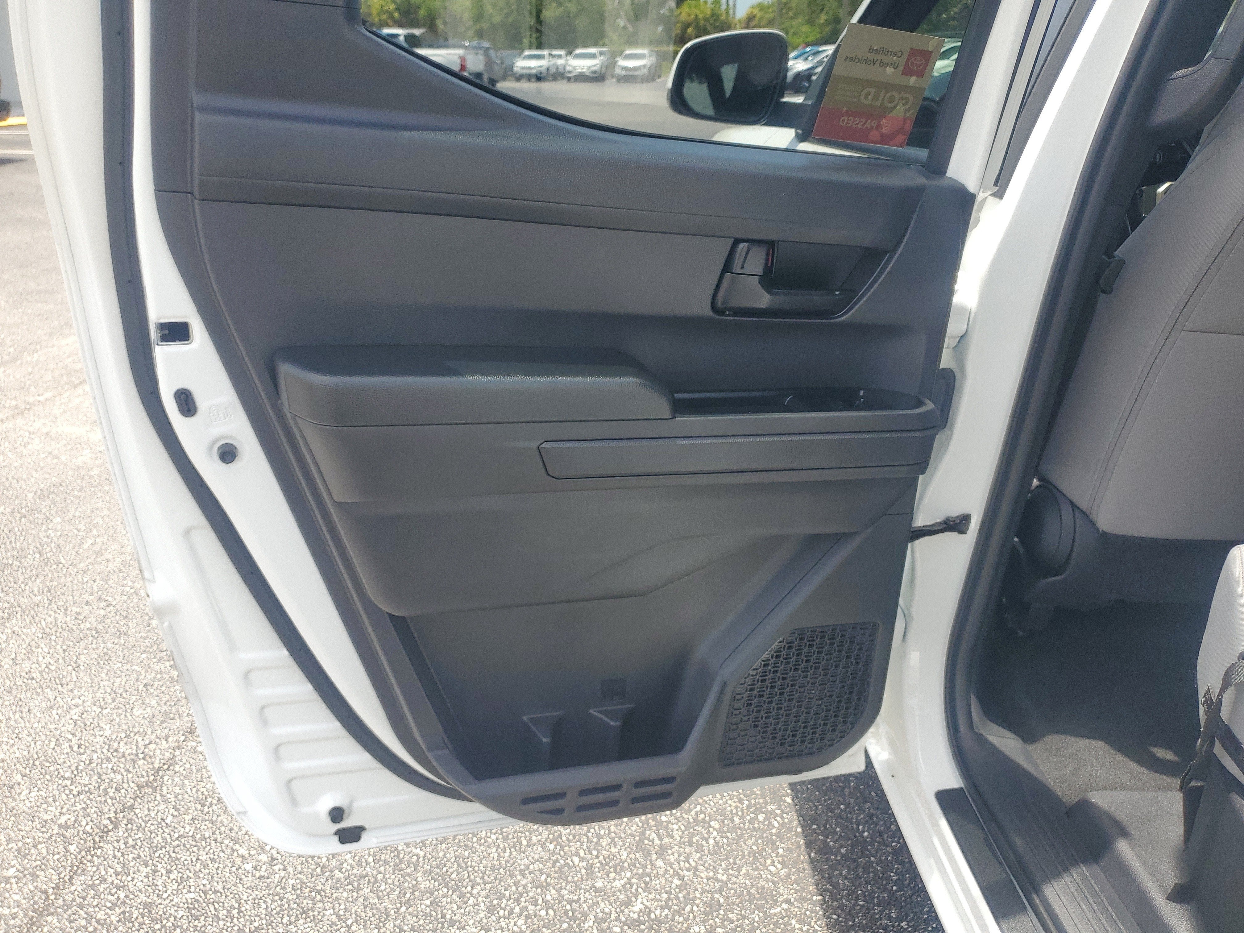 2025 Toyota Tacoma 4WD SR5