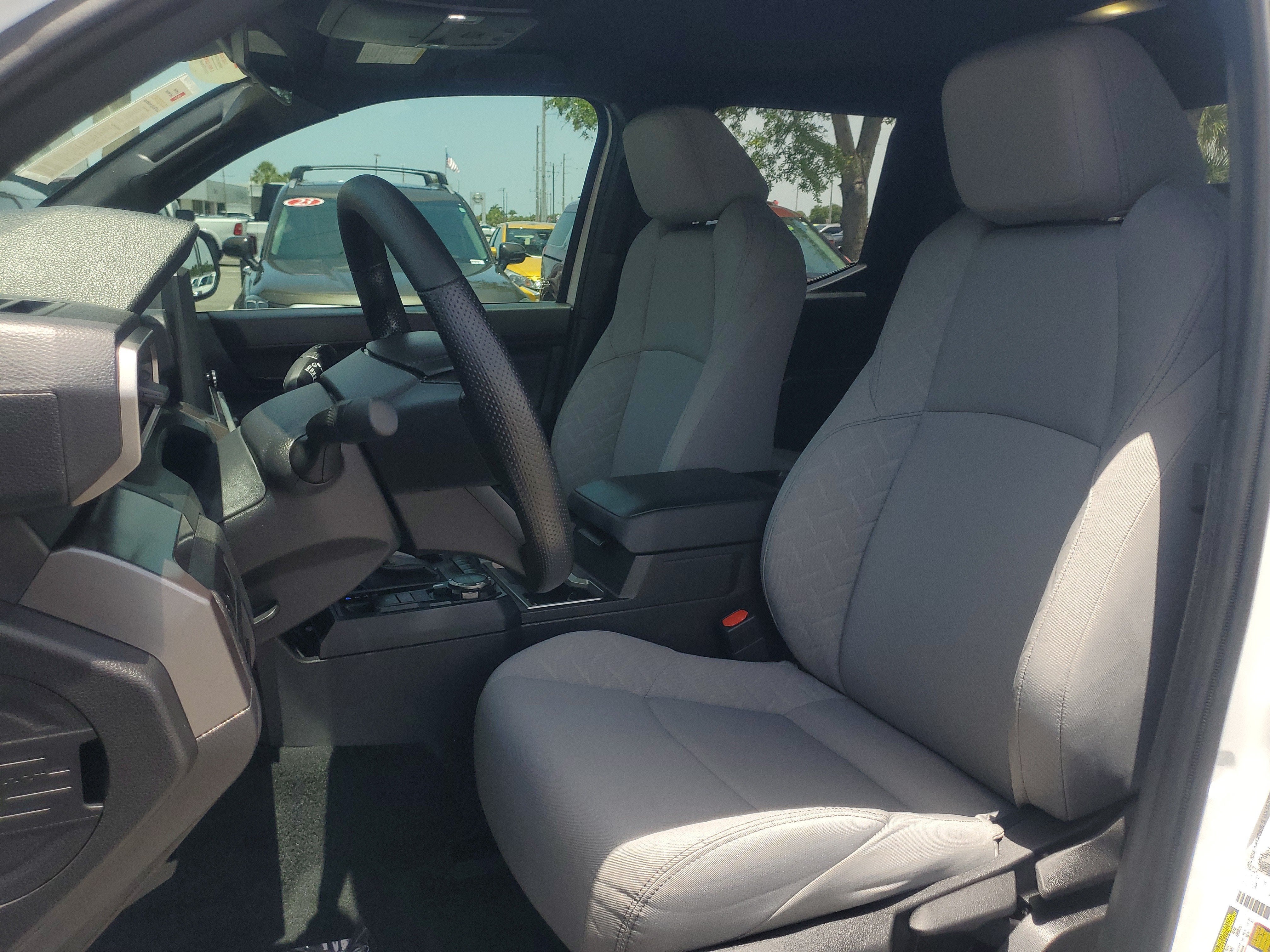 2025 Toyota Tacoma 4WD SR5