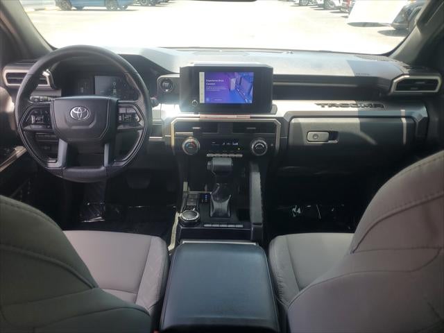 2025 Toyota Tacoma 4WD SR5