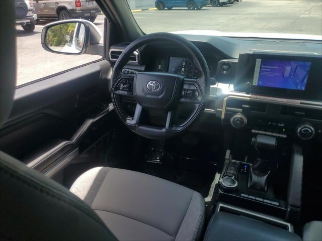 2025 Toyota Tacoma 4WD SR5