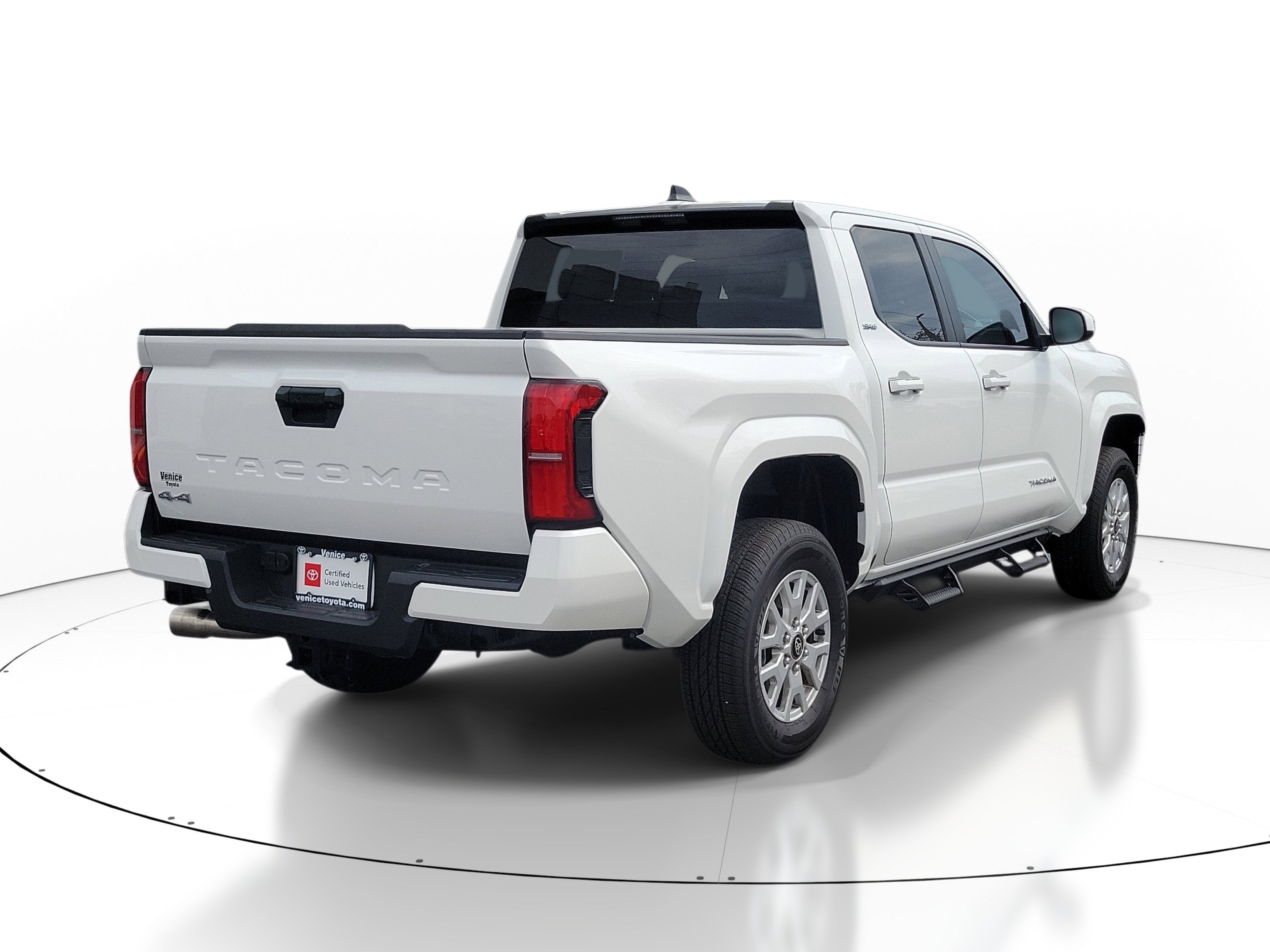 2024 Toyota Tacoma 4WD SR5