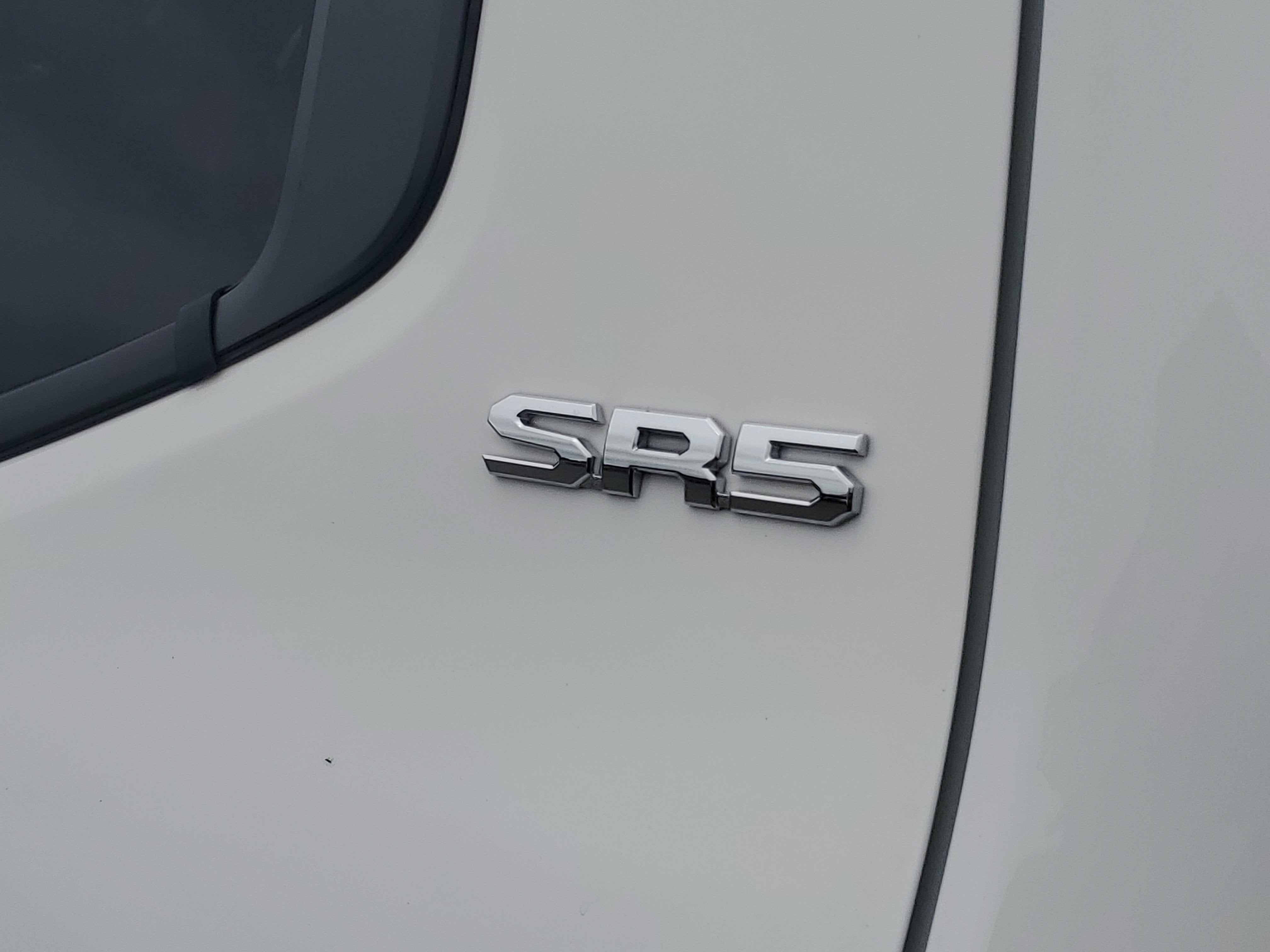 2024 Toyota Tacoma 4WD SR5