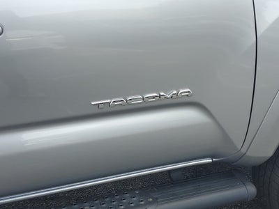 2022 Toyota Tacoma 4WD SR5