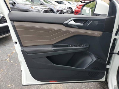 2024 Volkswagen Taos SEL