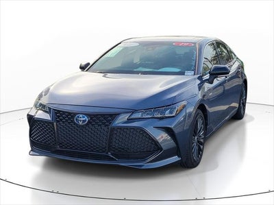 2019 Toyota Avalon Hybrid XSE