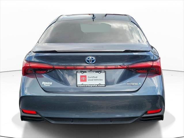 2019 Toyota Avalon Hybrid XSE
