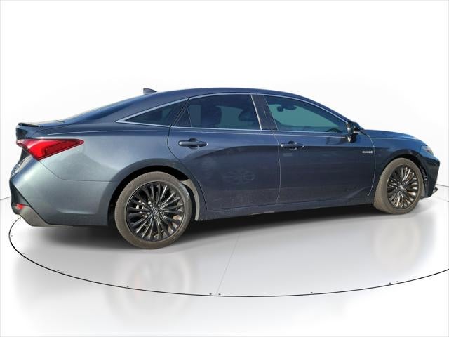 2019 Toyota Avalon Hybrid XSE