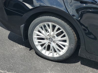 2018 Toyota Camry Hybrid XLE