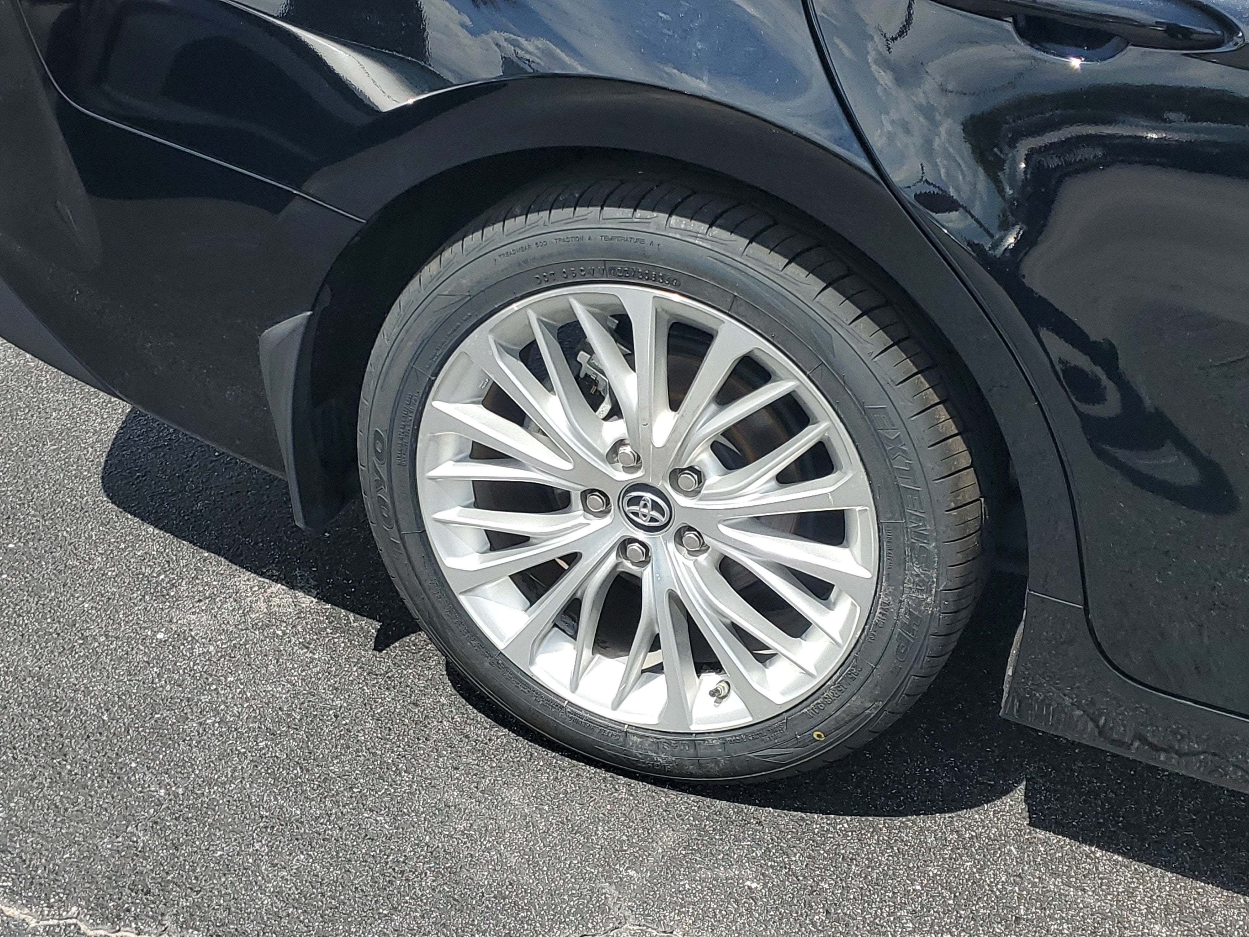 2018 Toyota Camry Hybrid XLE