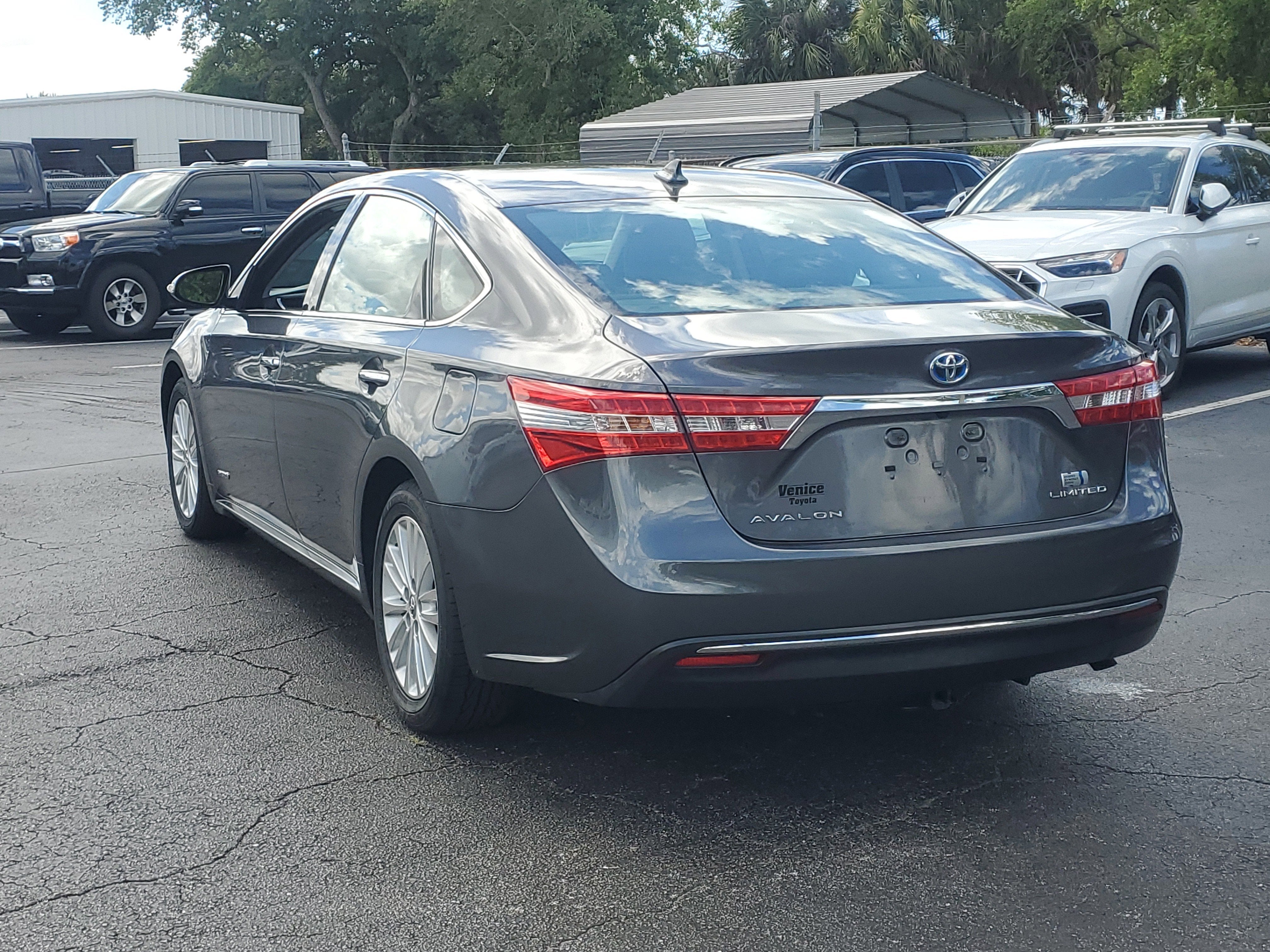 2015 Toyota Avalon Hybrid XLE Touring
