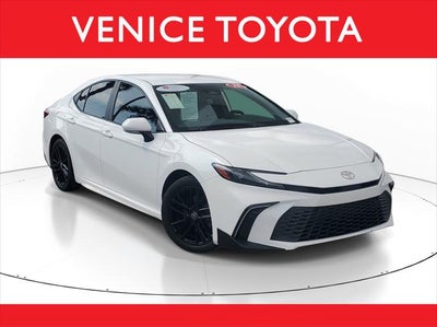 2025 Toyota Camry SE