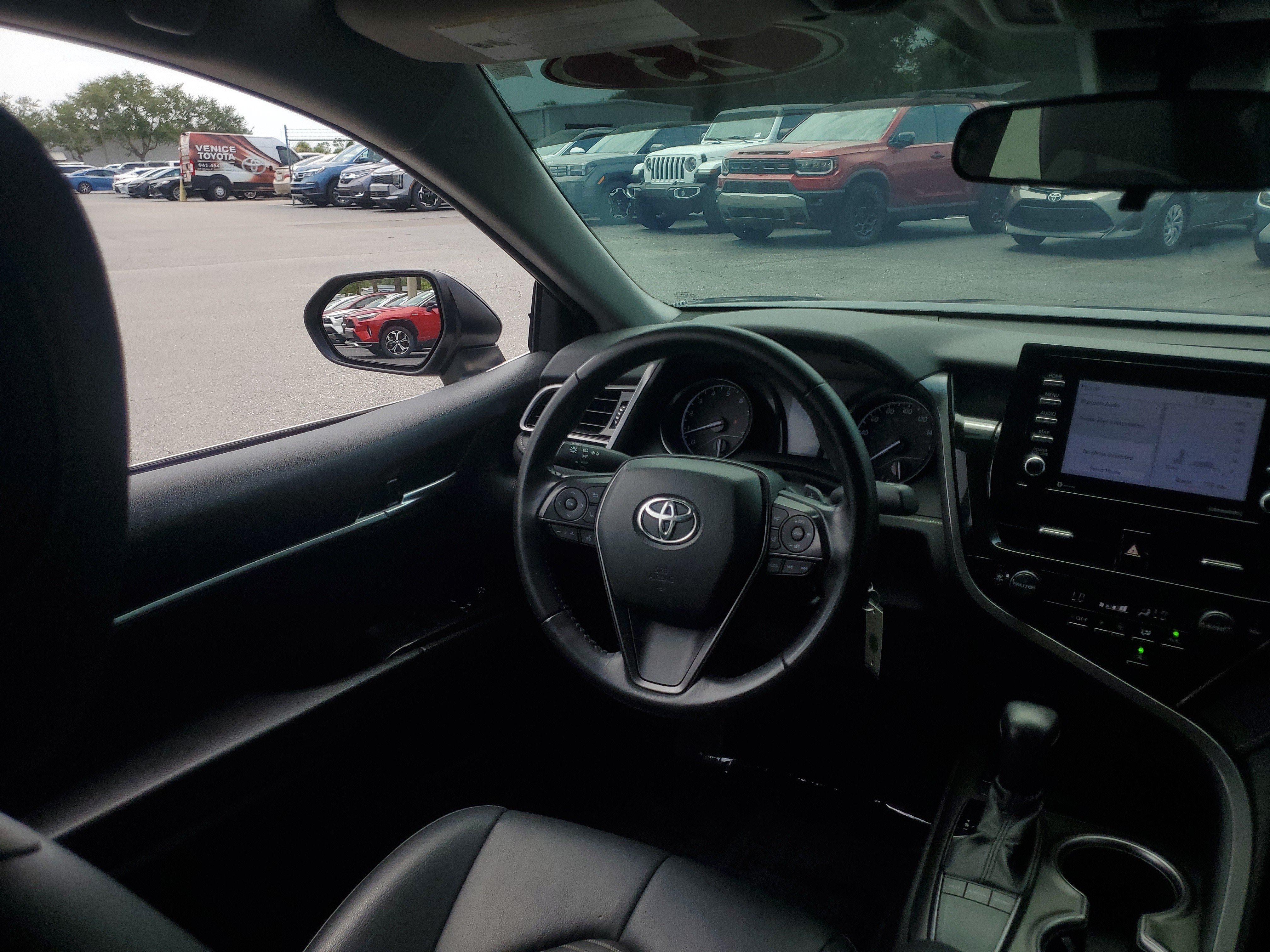2023 Toyota Camry SE