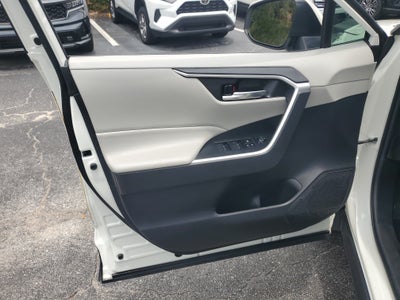 2022 Toyota RAV4 Hybrid XLE Premium