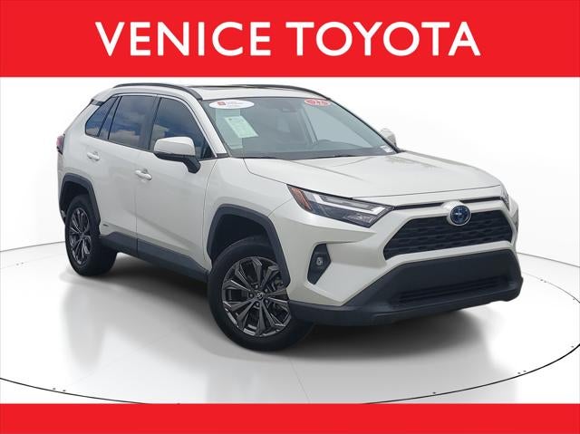 2022 Toyota RAV4 Hybrid XLE Premium