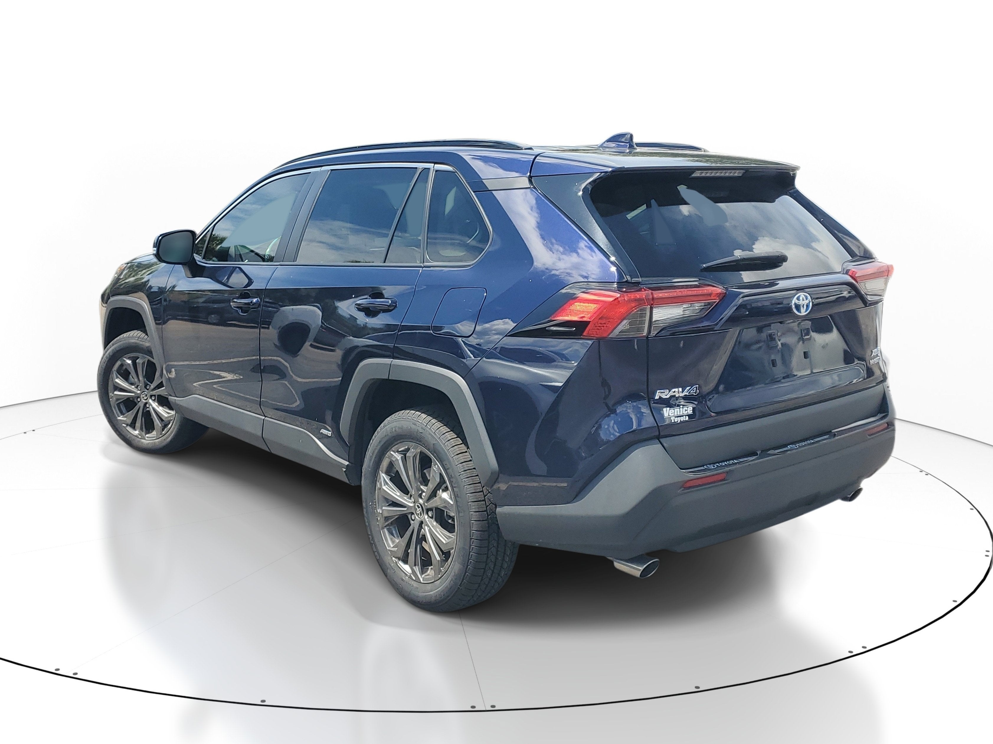 2022 Toyota RAV4 Hybrid XLE Premium