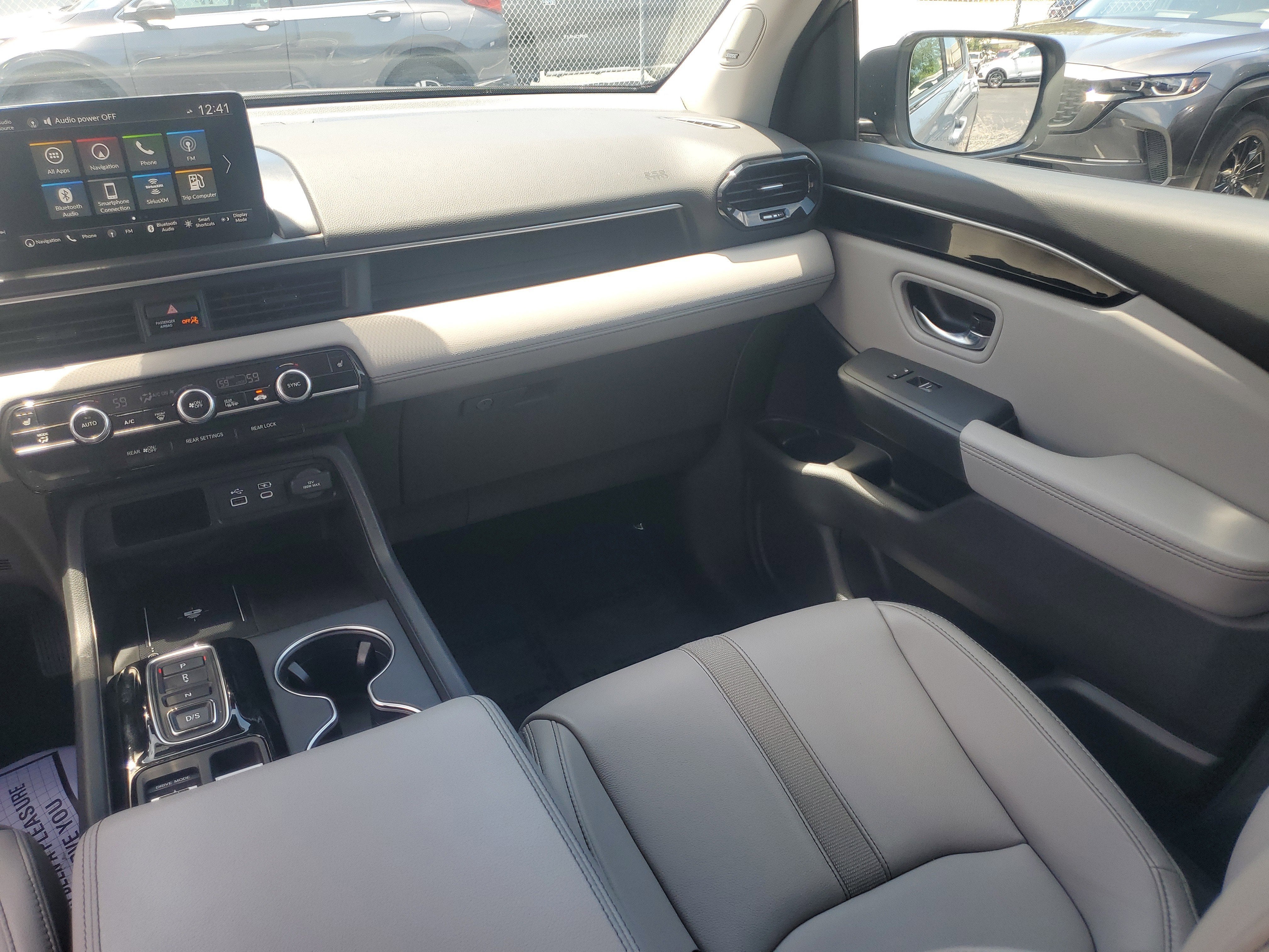 2023 Honda Pilot Touring
