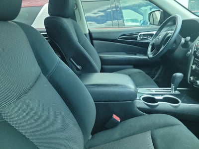 2018 Nissan Pathfinder SV
