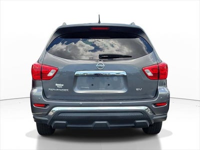 2018 Nissan Pathfinder SV