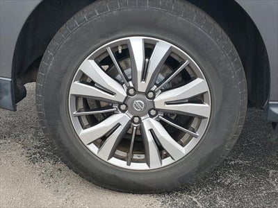 2018 Nissan Pathfinder SV