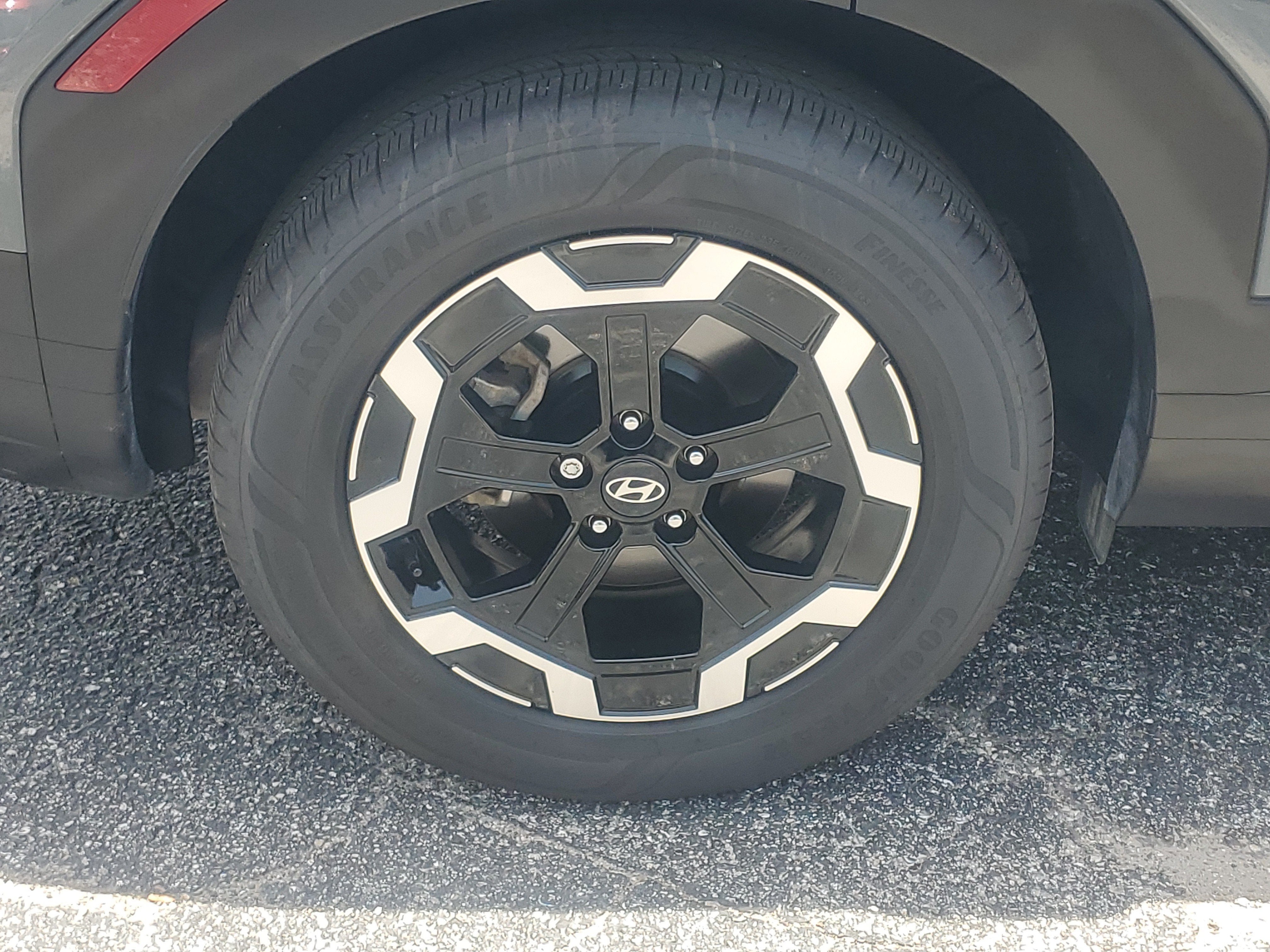 2024 Hyundai Santa Fe SE