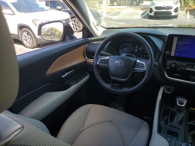 2024 Toyota Grand Highlander Platinum
