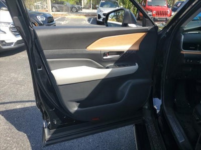 2024 Toyota Grand Highlander Platinum