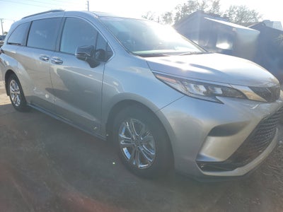 2023 Toyota Sienna XSE 25th Anniversary