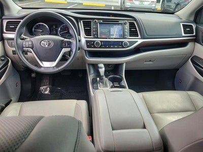 2016 Toyota Highlander Limited
