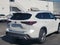 2022 Toyota Highlander Hybrid Platinum