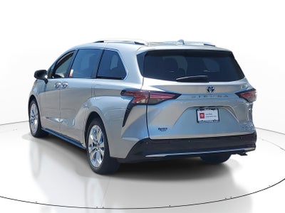2023 Toyota Sienna Platinum
