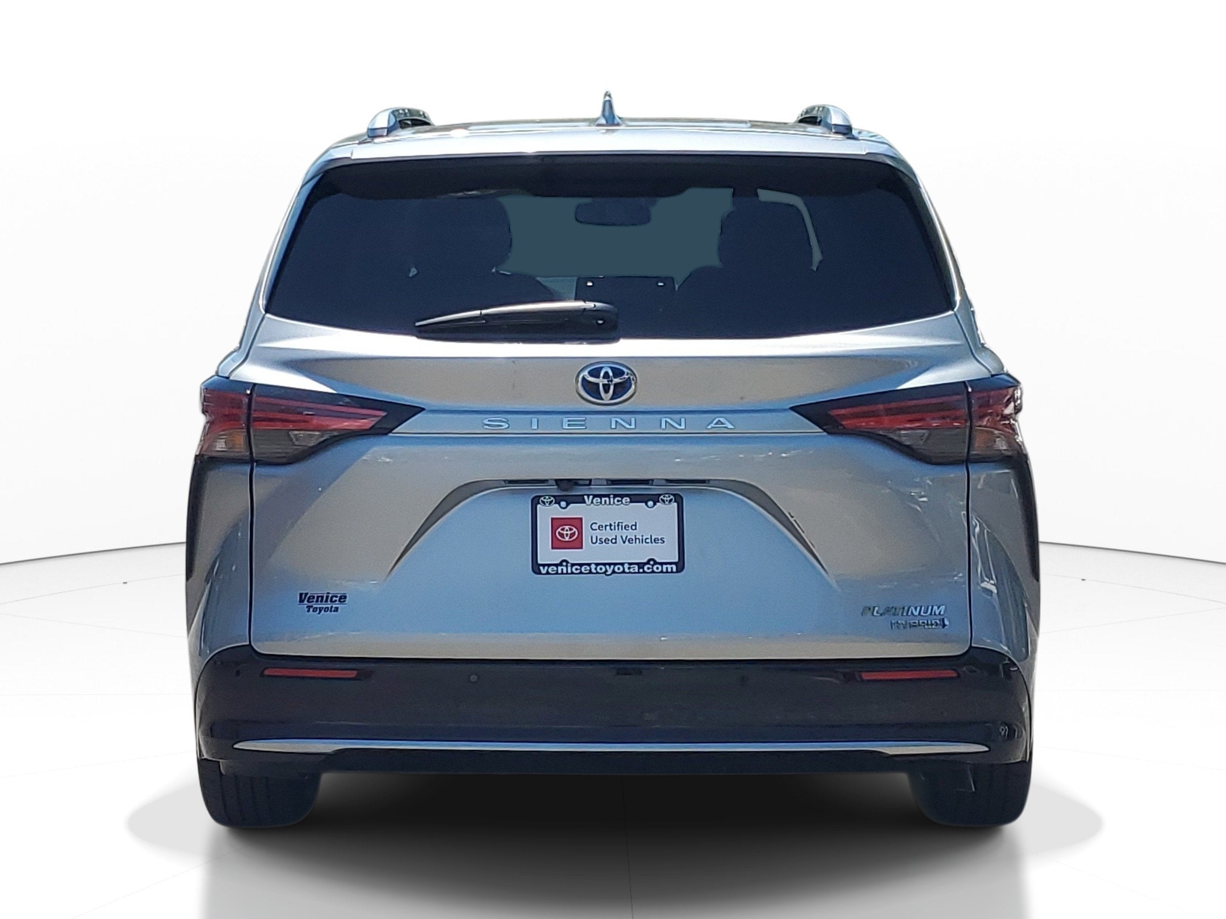2023 Toyota Sienna Platinum