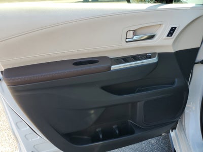 2022 Toyota Sienna Platinum