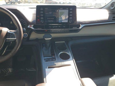 2022 Toyota Sienna Platinum