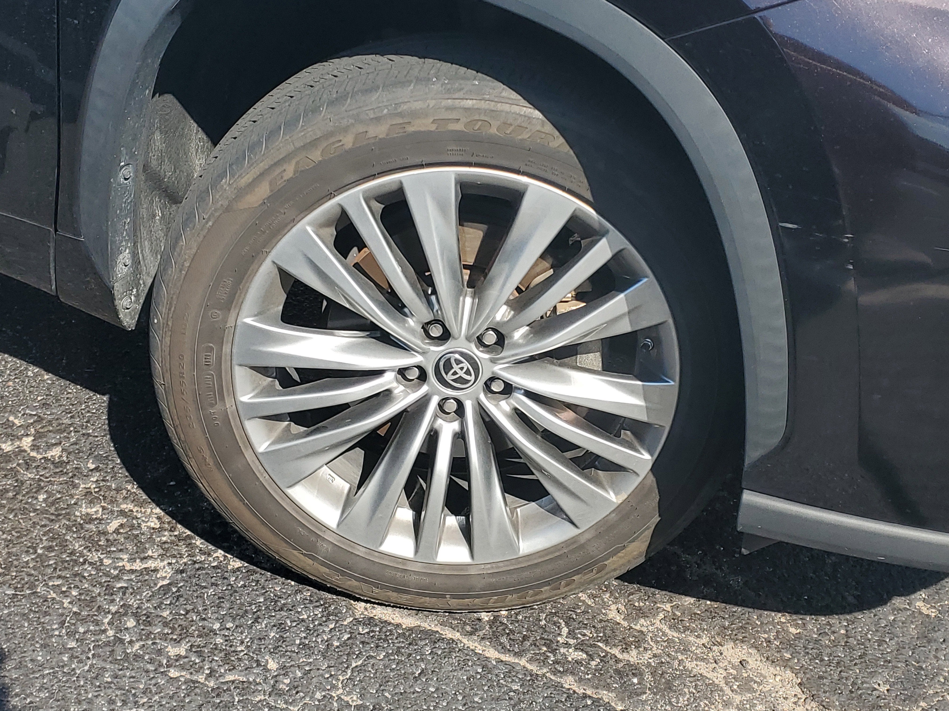 2021 Toyota Highlander Platinum