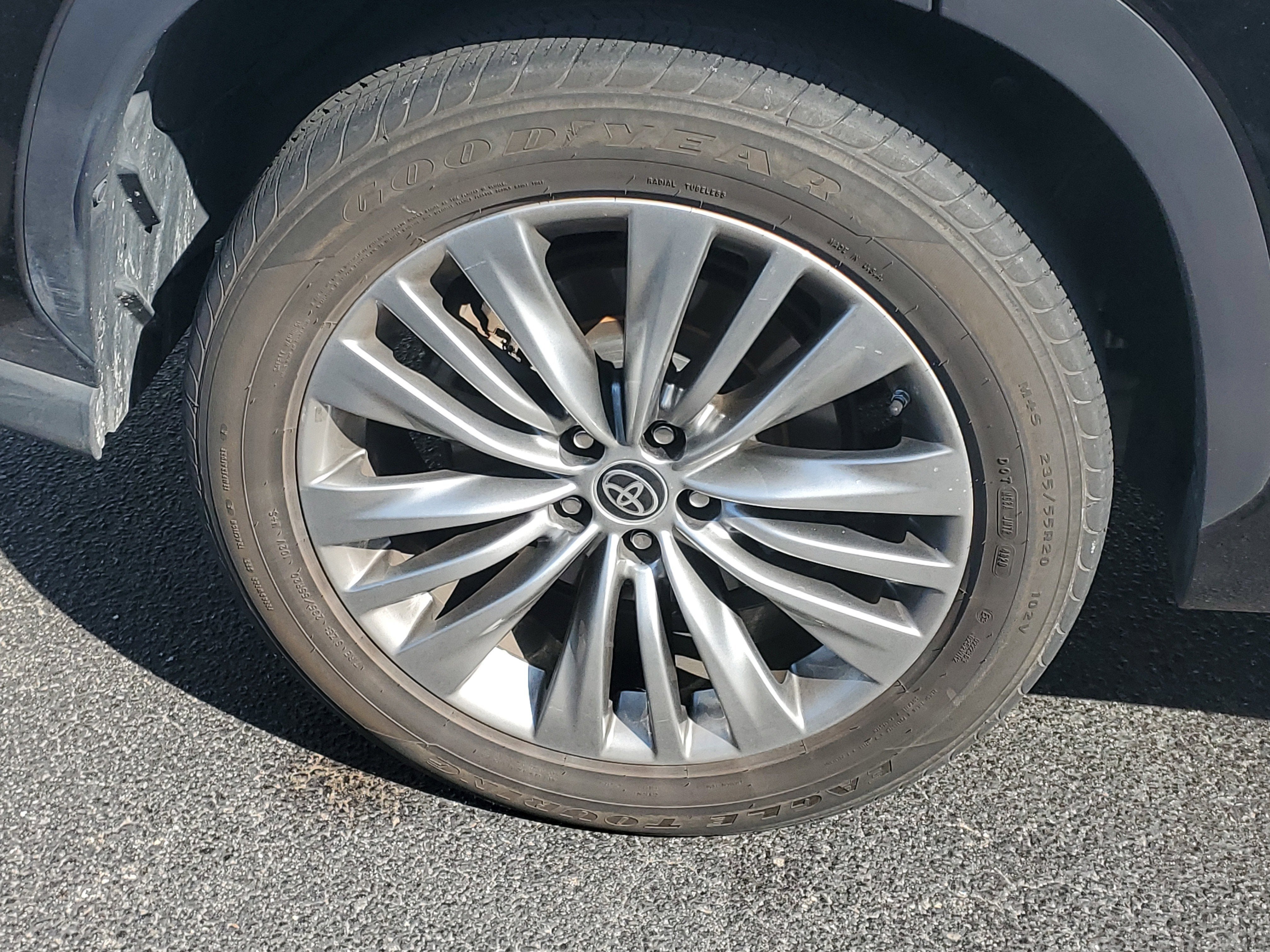 2021 Toyota Highlander Platinum