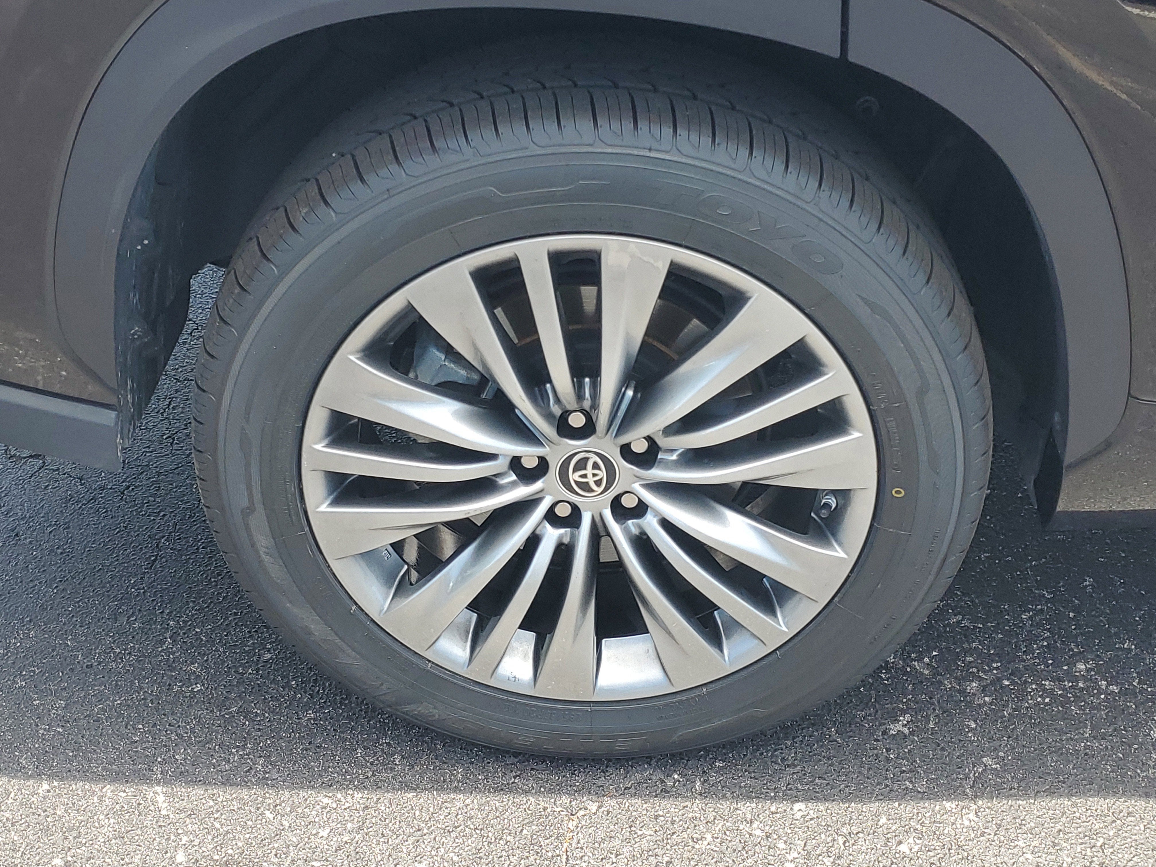 2021 Toyota Highlander Platinum