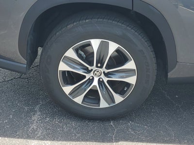 2020 Toyota Highlander XLE