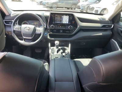 2022 Toyota Highlander Hybrid XLE