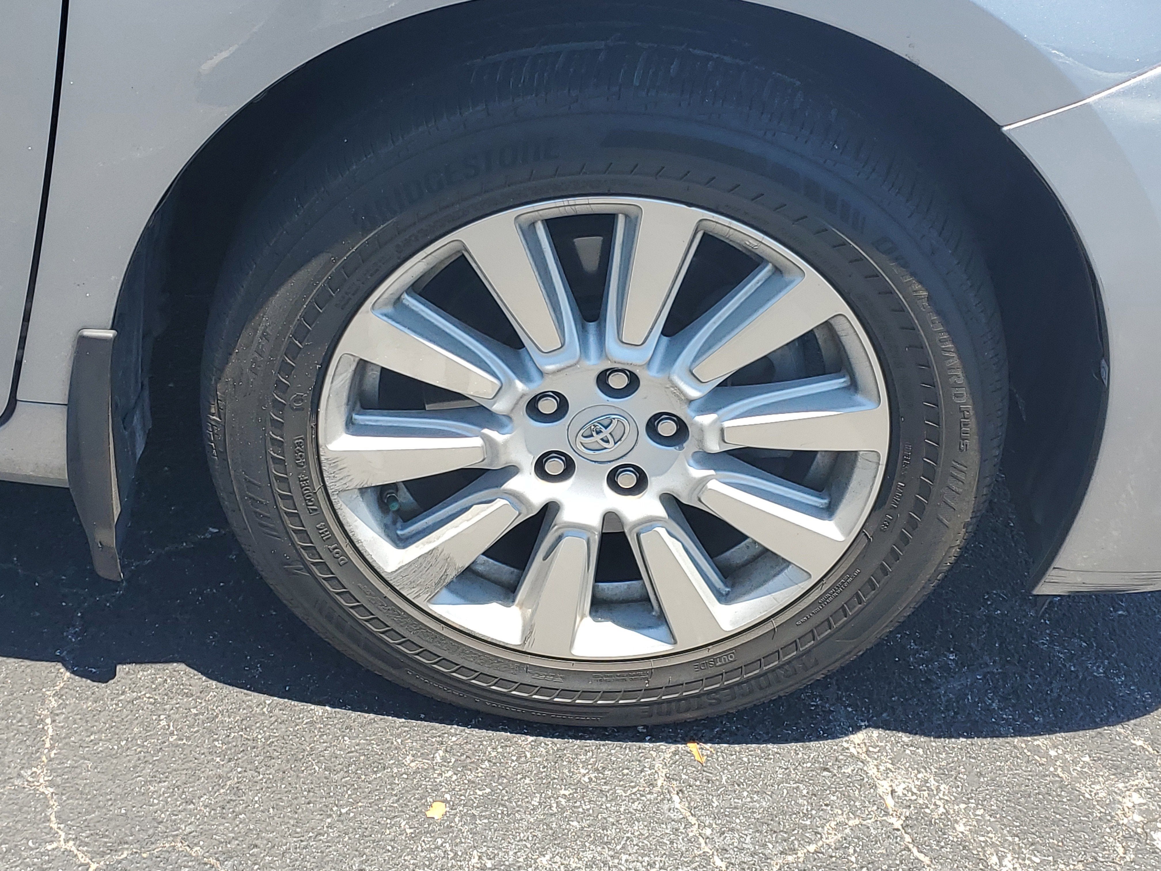 2017 Toyota Sienna LE