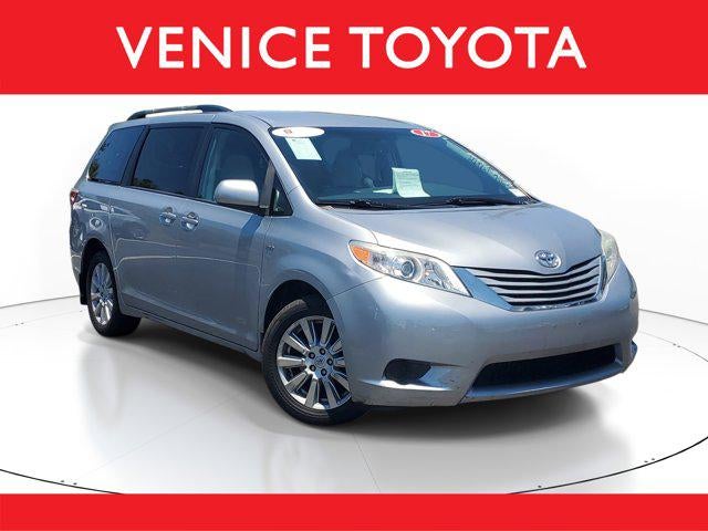 2017 Toyota Sienna LE