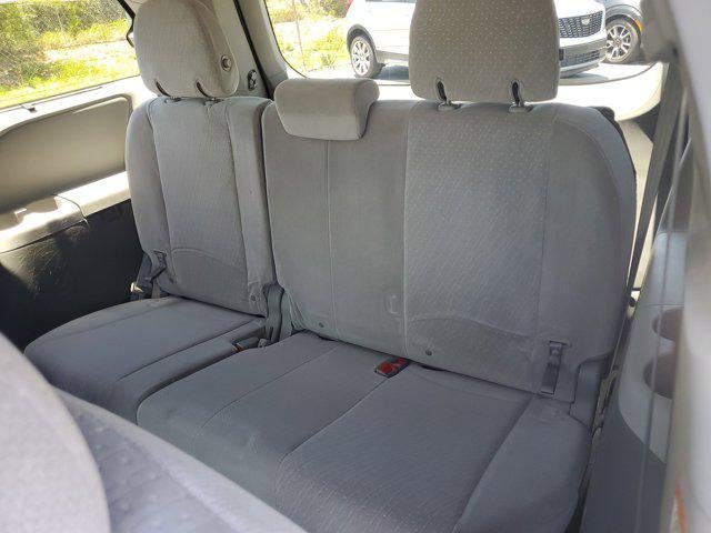 2017 Toyota Sienna LE