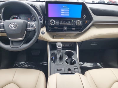 2023 Toyota Highlander Hybrid XLE